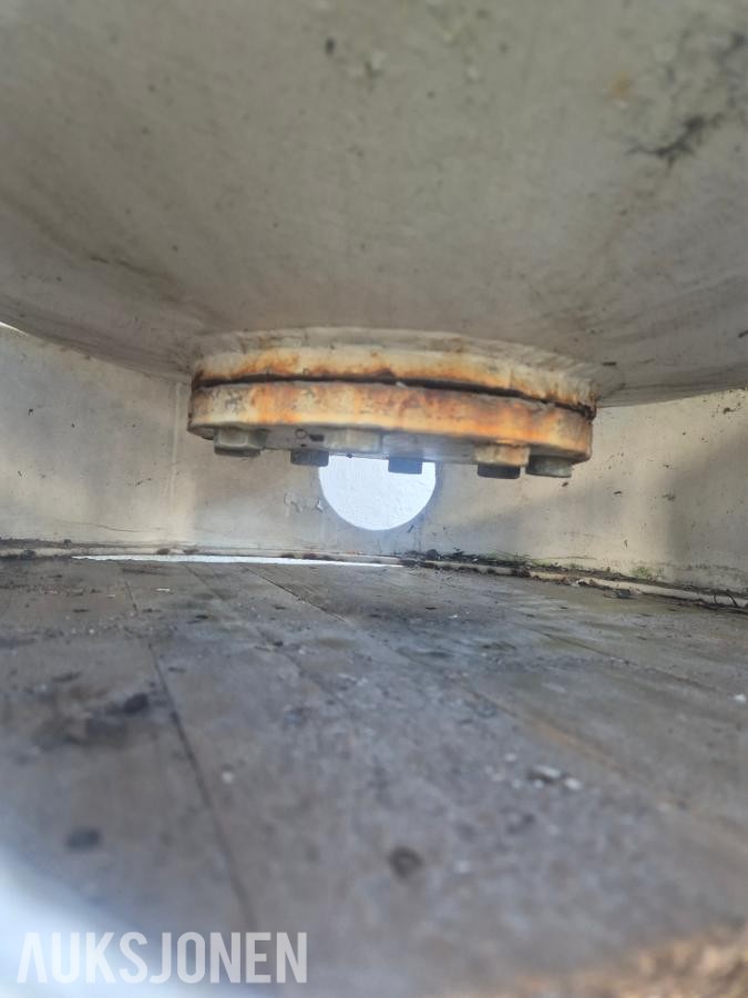 1988 SB Verksted Overgrunns propantank